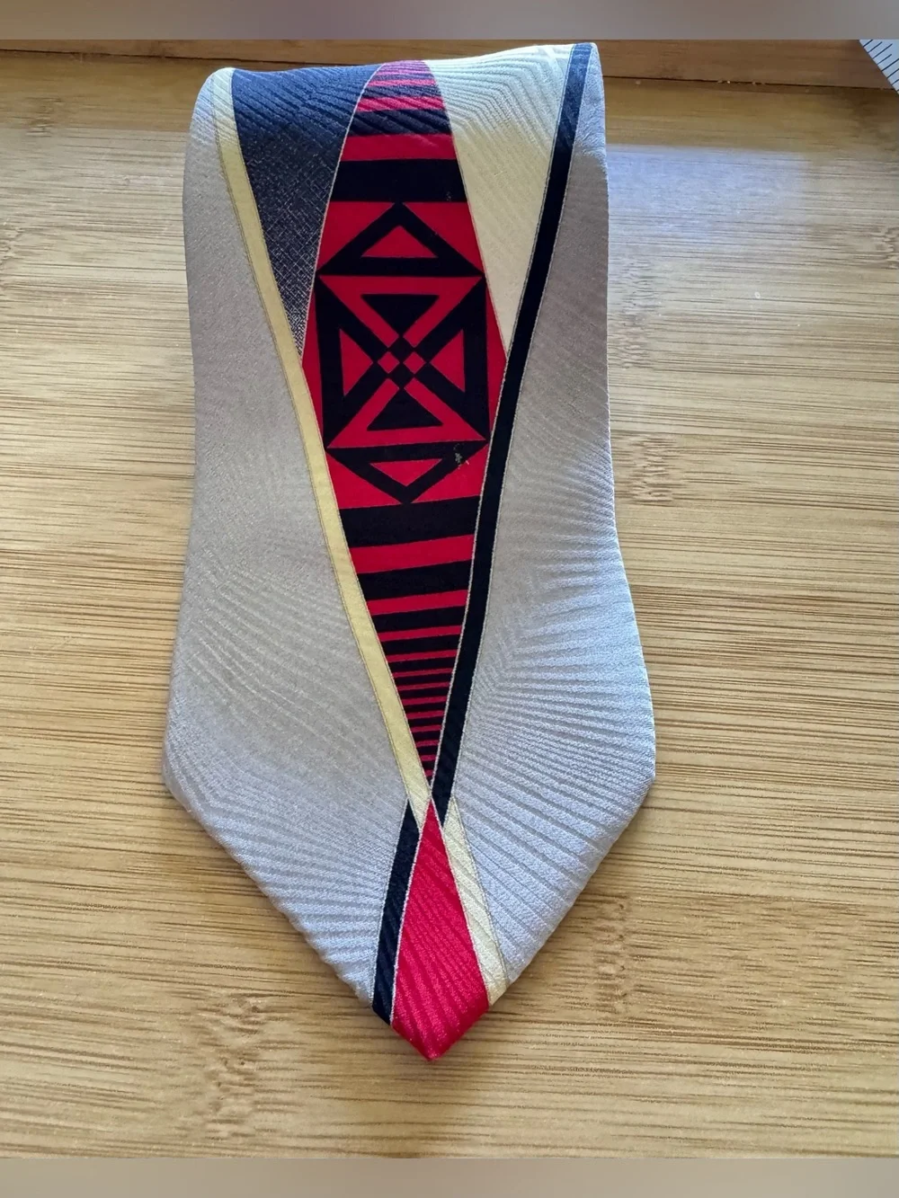 FROG Brand Men’s Geometric Print Silk Satin Necktie Made In Italy 59”